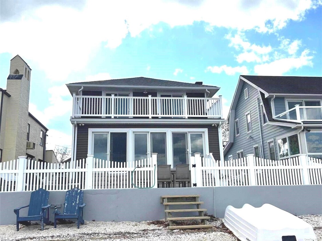 Primary Photo - 5 Howard Rd