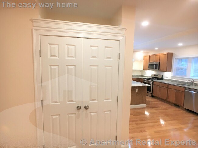 Foto del edificio - 67 Temple St