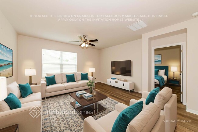 Building Photo - 8021 Majestic Palms Ct