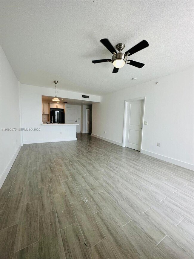Foto del edificio - 1250 S Miami Ave