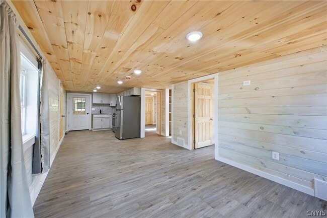 Building Photo - 1255 County Rte 9