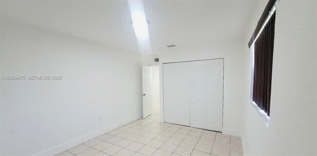 Building Photo - 19225 NW 50th Ct