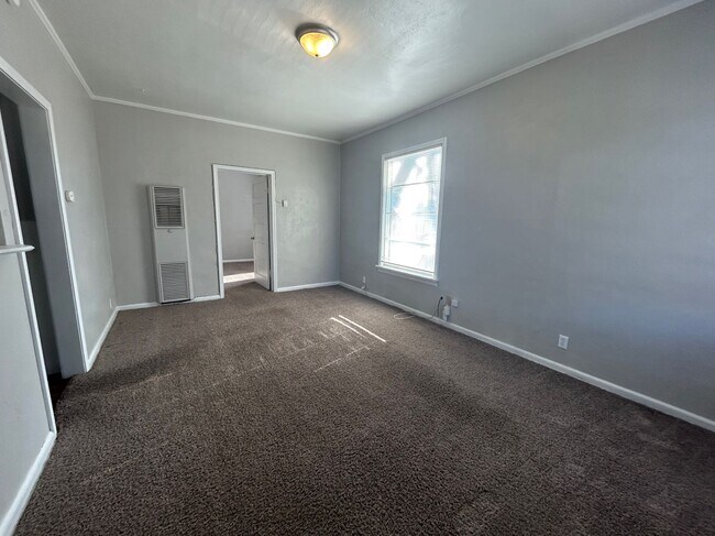 Foto del edificio - 354 S. Grant-1