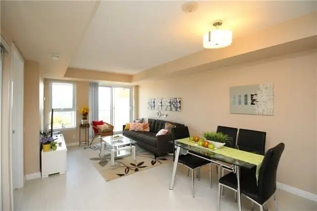 Photo principale - 190 Borough Dr