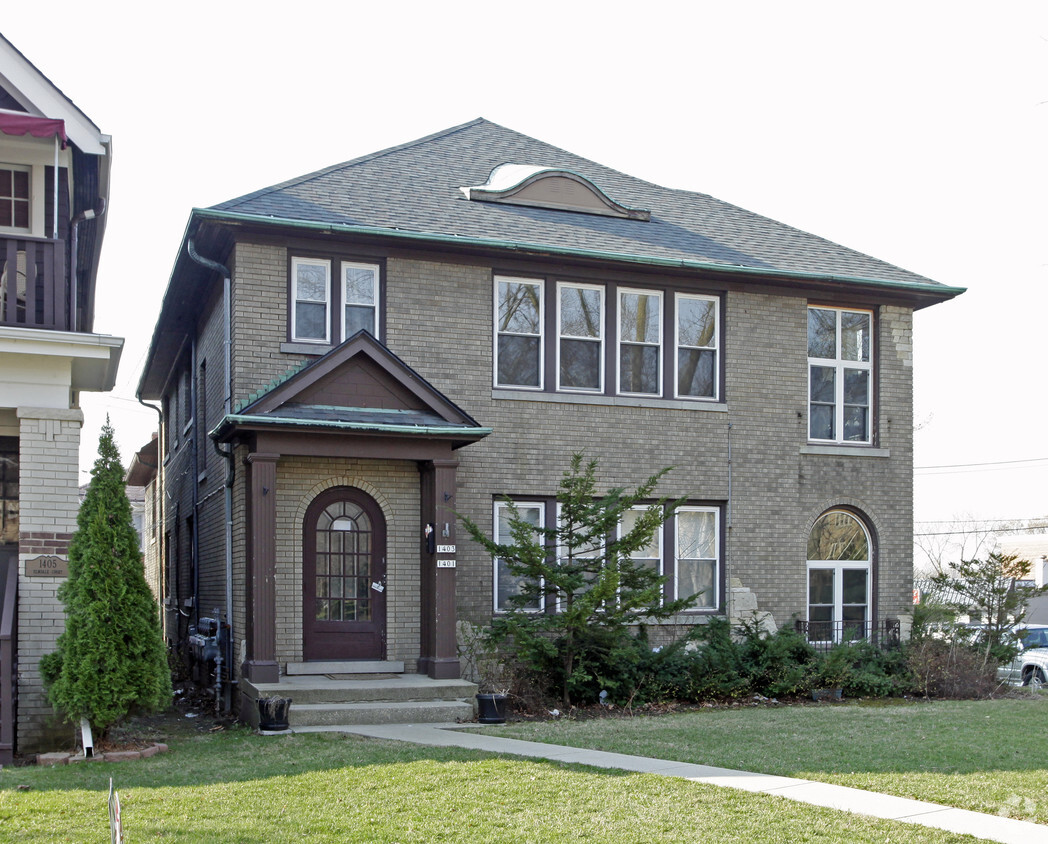 Primary Photo - 1401-1403 E Elmdale Ct