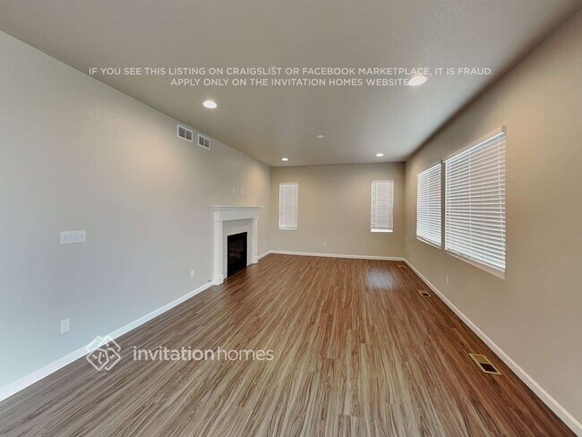 Building Photo - 11846 Olive St
