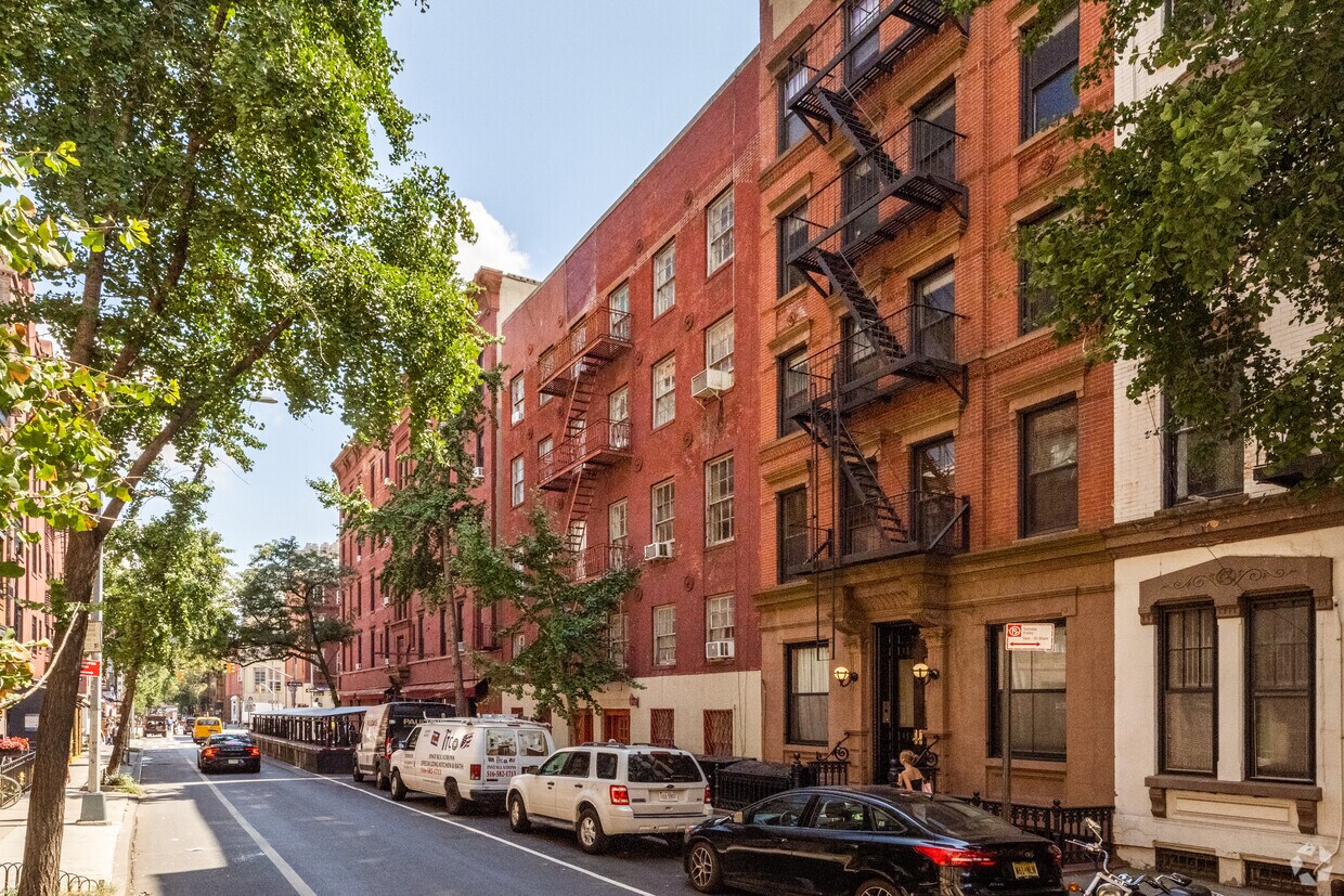 Esquina noroeste - 190 West 10th Street