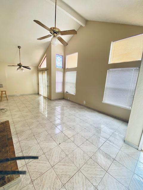 Foto del edificio - 7421 Bishop Flores Dr