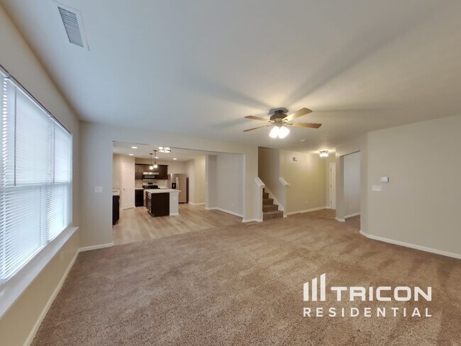Foto del edificio - 718 Jefferson Park Dr