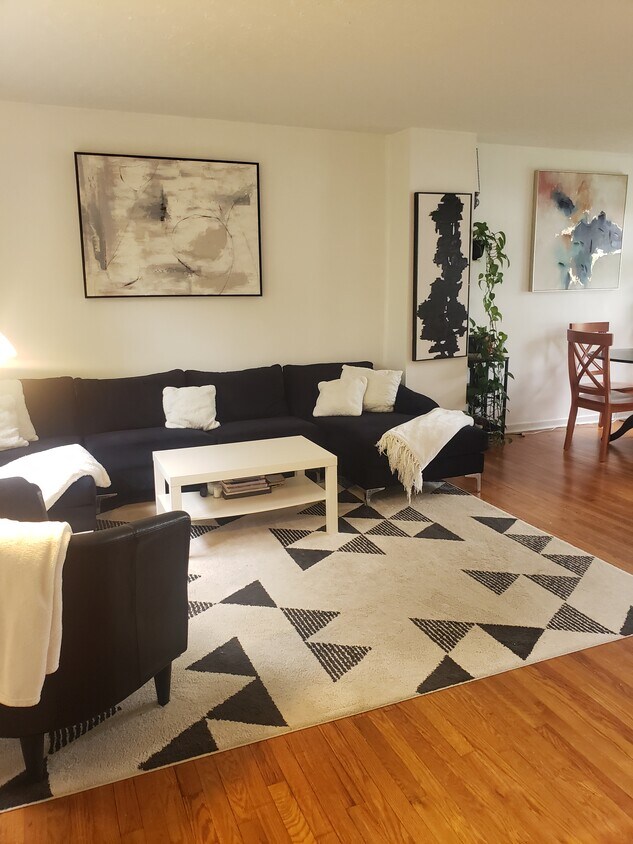 Foto principal - 615 Biltmore Ave