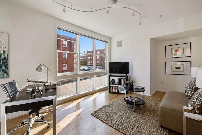 Foto del edificio - 1662 N Quinn St