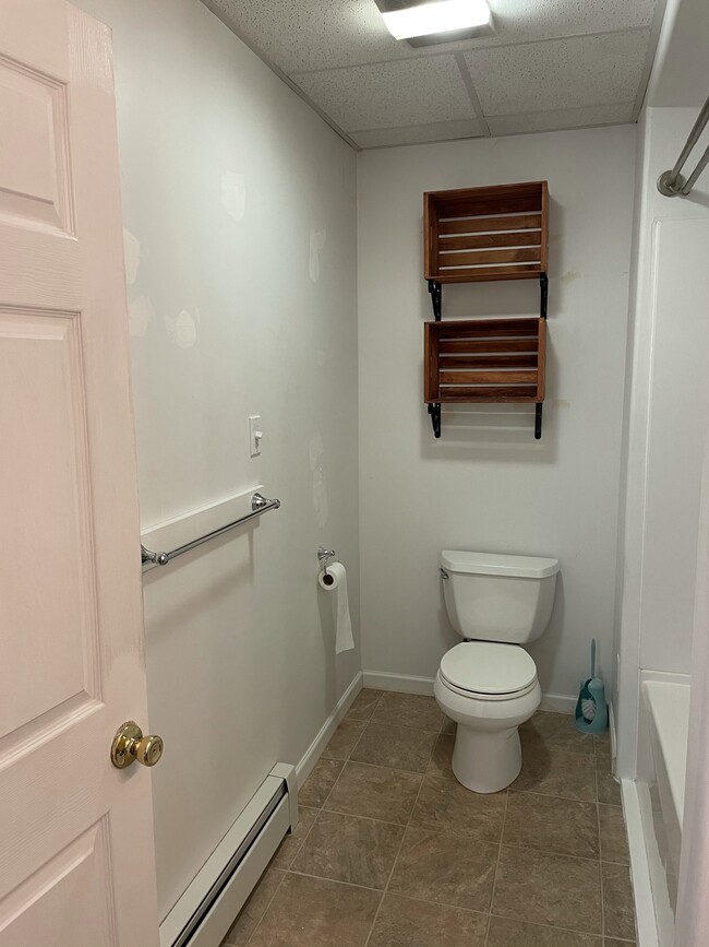 Remodeled bathroom with cultured granite - 8 Glendale Rd