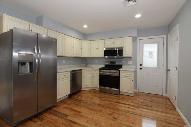 Building Photo - 1205 Langdon Blvd