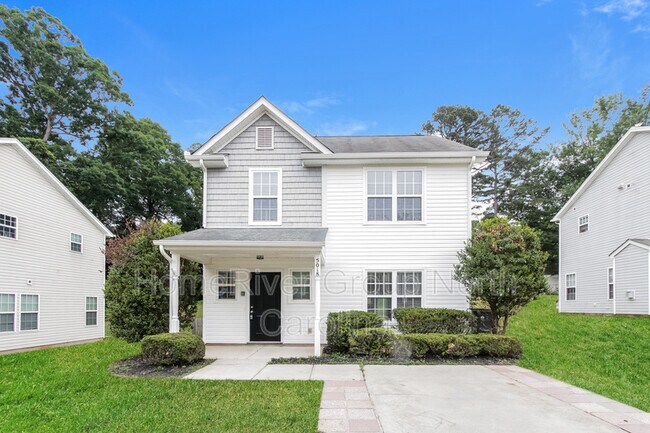 Foto del edificio - 5018 Elizabeth Rd