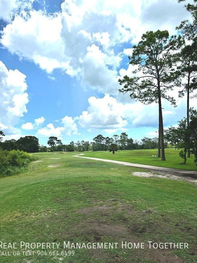Building Photo - Peaceful 2BR/2BA Condo with Golf Course Views