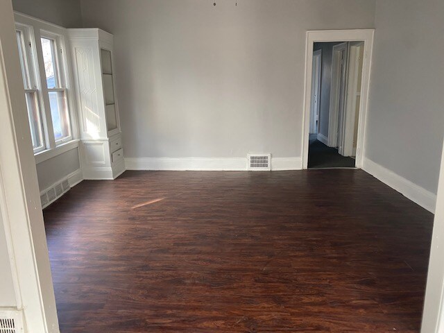 Building Photo - 11515 Whitmore Ave