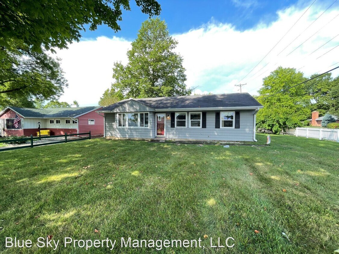 Primary Photo - 3 br, 2 bath House - 225 N. Greenbriar Rd.