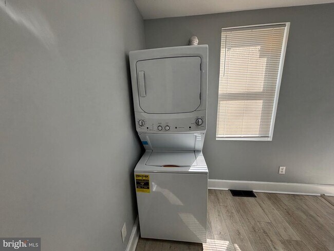 Foto del edificio - 542 Keystone Ave