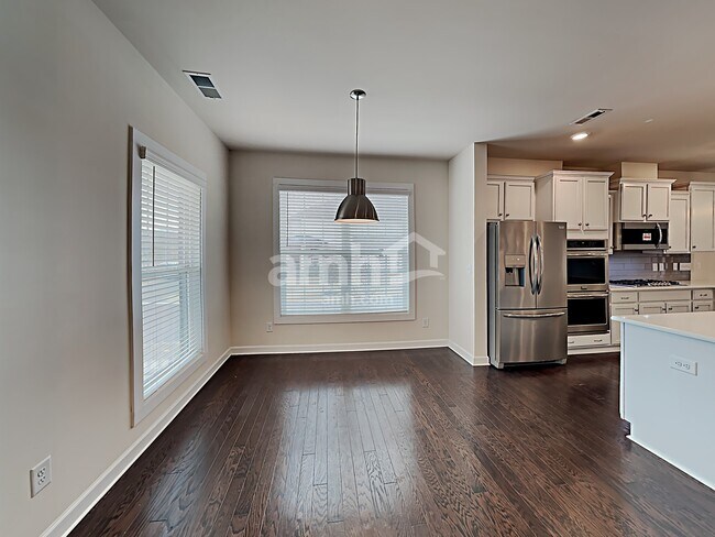 Foto del edificio - 11452 Westbranch Parkway