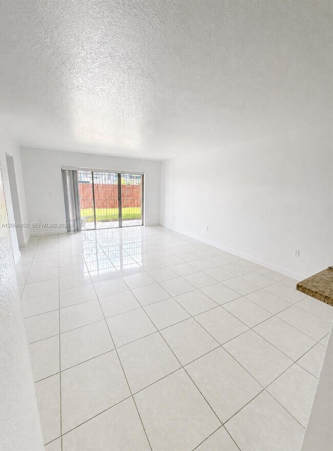 Foto del edificio - 8460 SW 154th Cir Ct