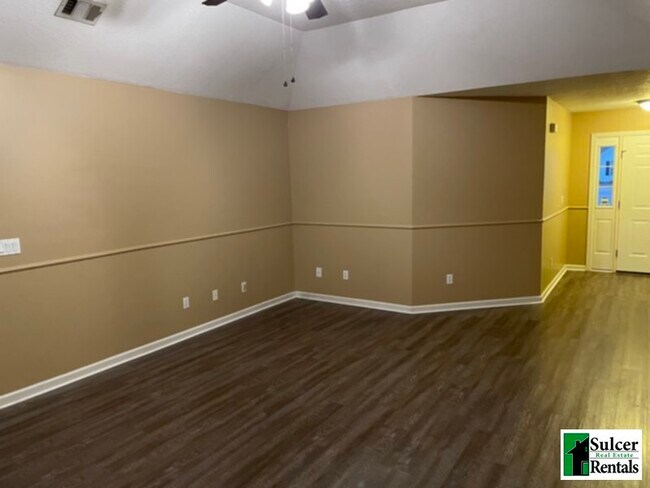 Foto del edificio - Newly Renovated 3BR House in South Jonesboro - Over 1300 Sq Ft!