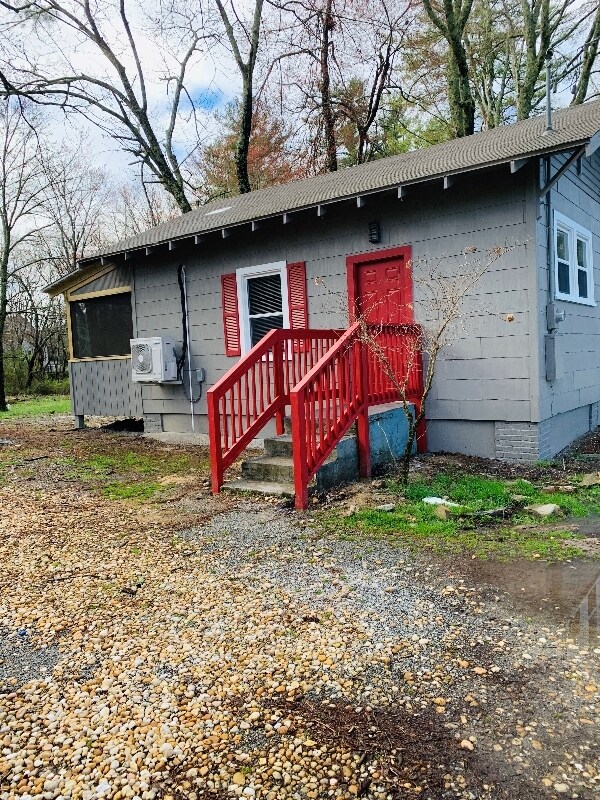Foto del edificio - 1418 Greenville Hwy