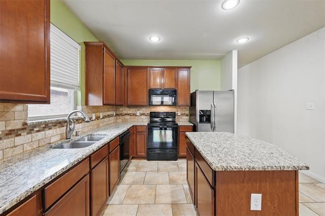 Foto del edificio - 12409 Lonesome Pine Pl