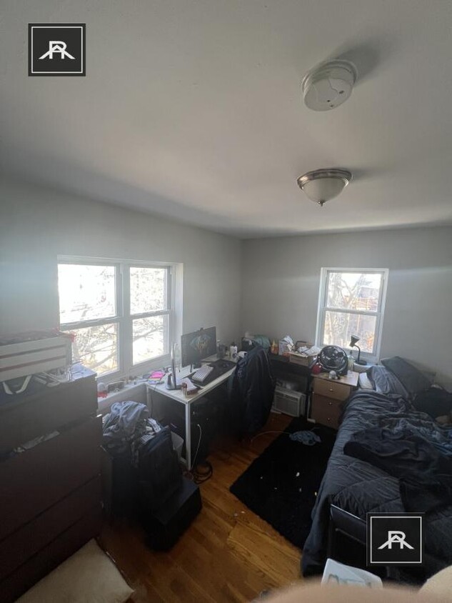 Foto principal - 2 bedroom in Brighton MA 02135