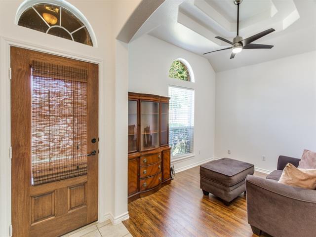 Foto del edificio - 8409 Meadow Sweet Lane