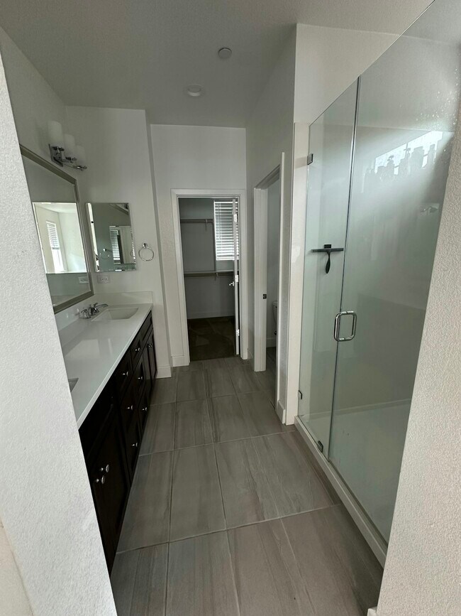 Foto del edificio - 1427 S Hopper Ln