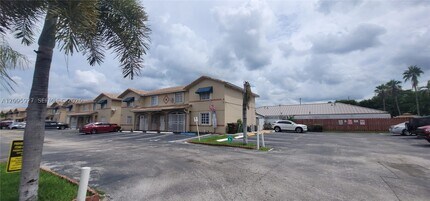 Building Photo - 3254 W 70th St