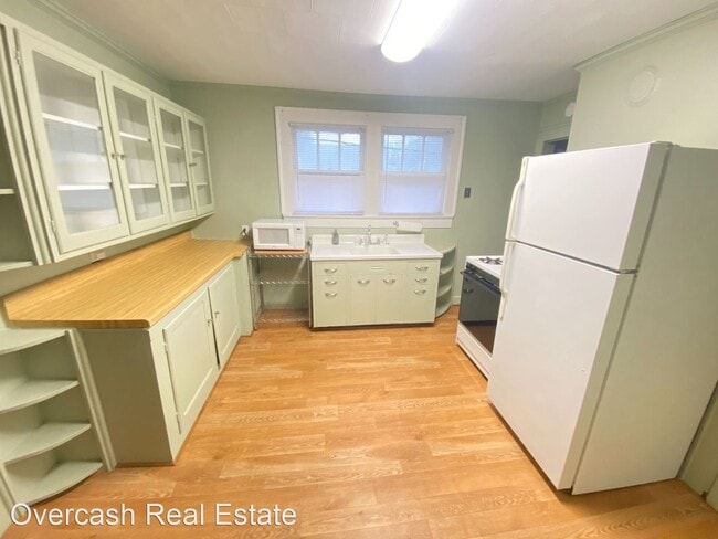 Building Photo - 2 br, 1 bath House - 222 Hahn Street