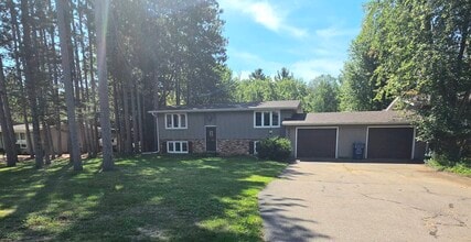Building Photo - 4609 Stettin Dr
