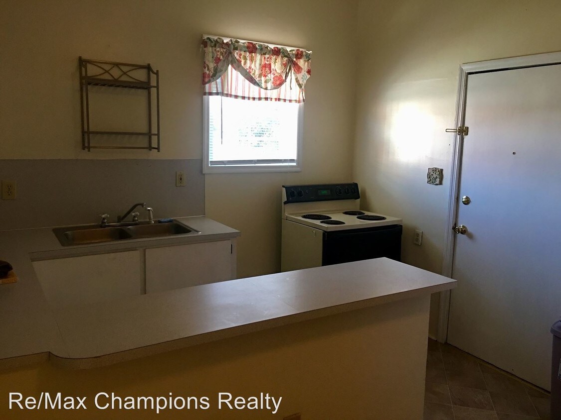 Building Photo - 1 br, 1 bath House - 2026 6th Avenue, Unit 2