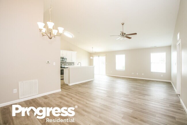 Building Photo - 4557 Walcott Dr
