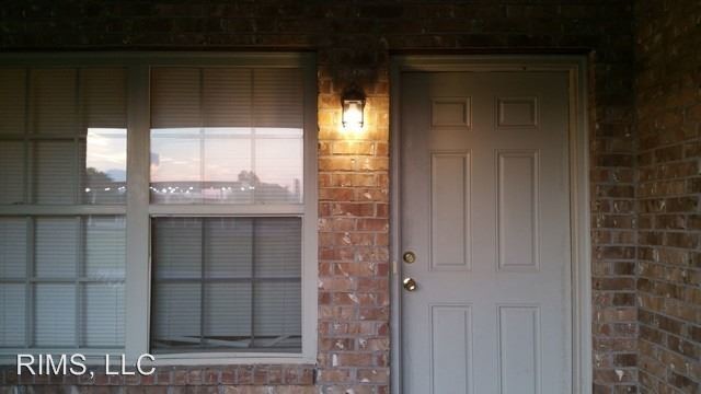 Foto del edificio - 3 br, 2 bath House - 5518 S DANIEL ST