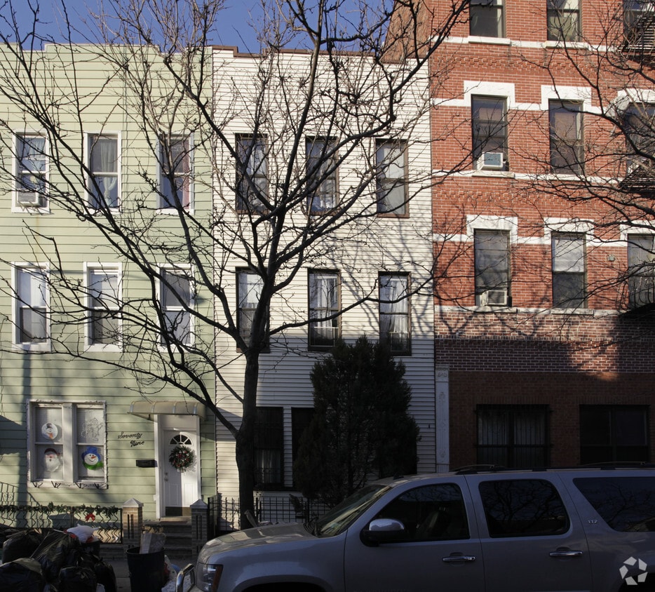 Building Photo - 81 Freeman Street