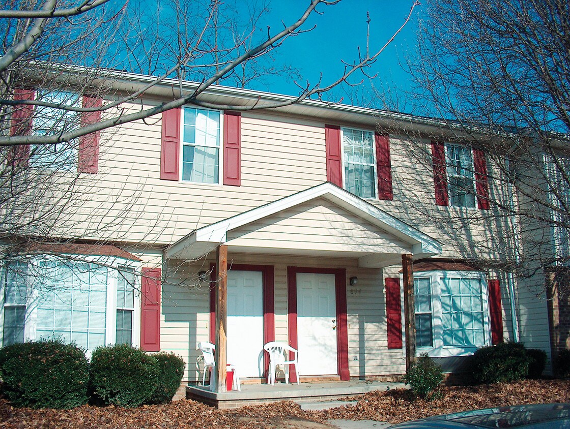 Rutherford Townhomes Apartments in Blacksburg, VA