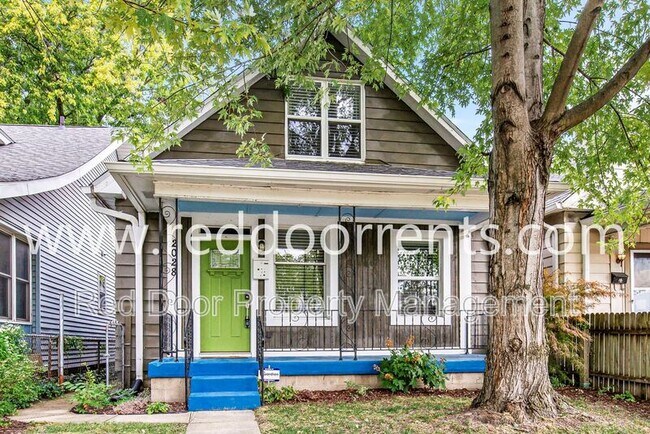 Foto del edificio - 2028 Hoyt Ave