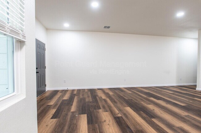 Foto del edificio - 315 S Green St