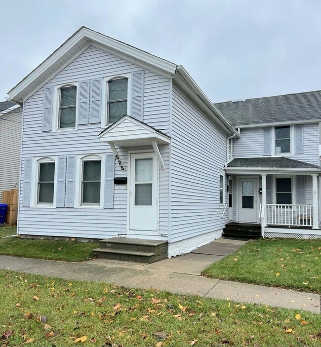 Building Photo - 525-45th Street