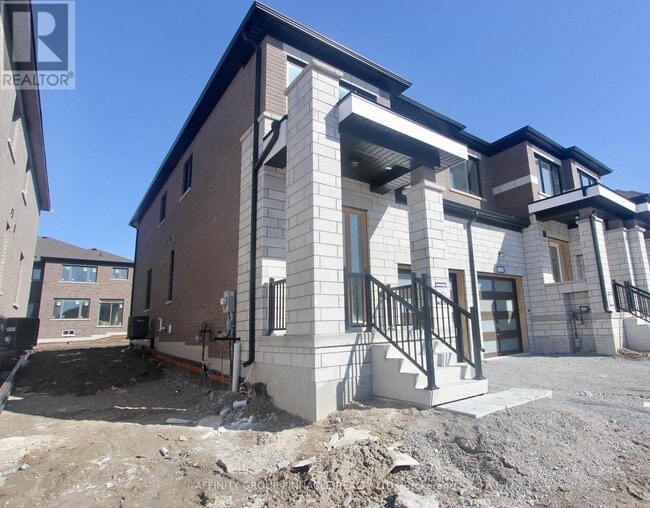 Building Photo - 24 Walters St