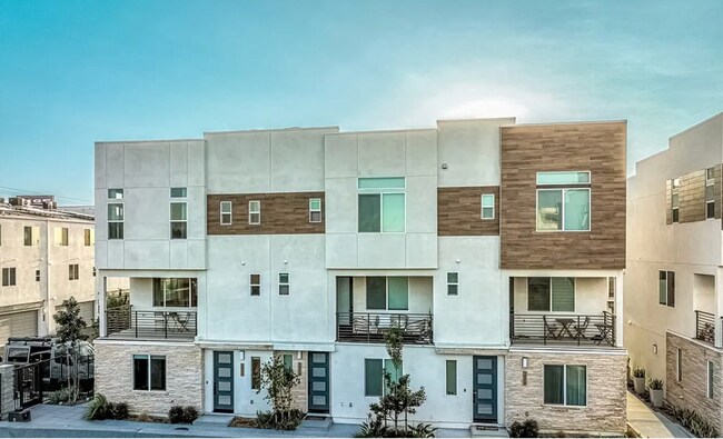 Foto del edificio - 14311 Claro Way