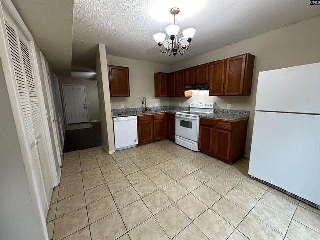 Building Photo - 146 Villa Ct