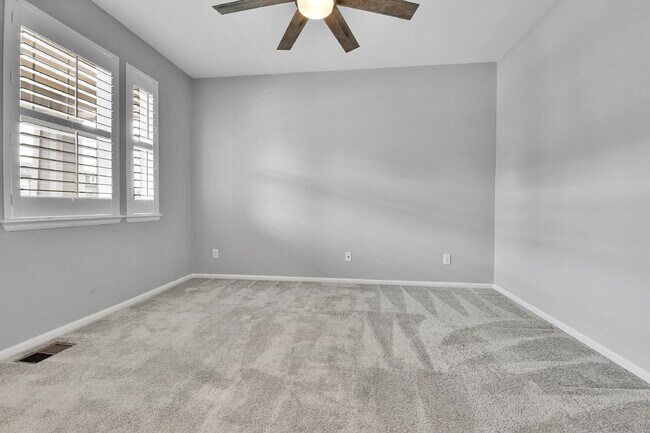 Building Photo - $4,850 - Spacious 5-Bed, 3.5 bath Home wit...