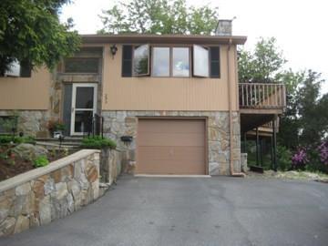 Primary Photo - 293 Robert Gray Ave