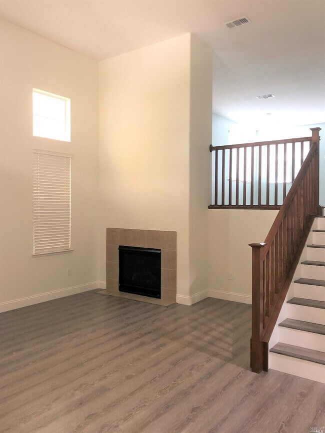 Building Photo - 2710 A Ln