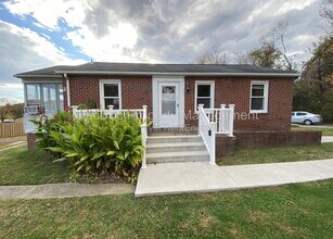 Building Photo - 181 Truslow Rd