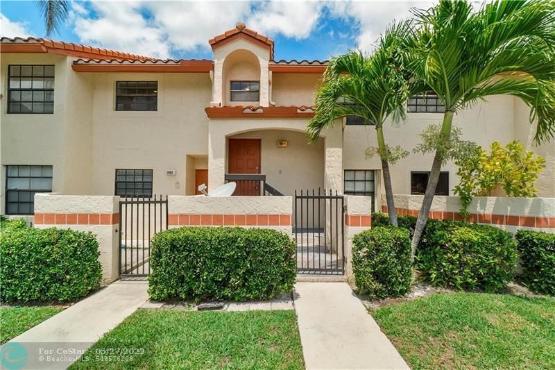 Foto principal - 1004 Congressional Way