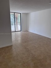 Building Photo - 2821 N Miami Beach Blvd